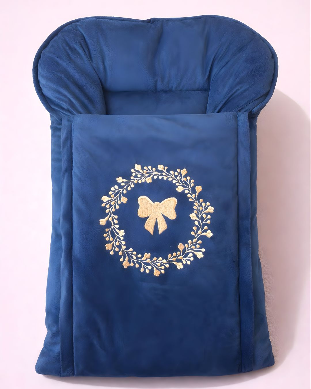 Bow Velvet, velvet baby carry nest with name embroidery
