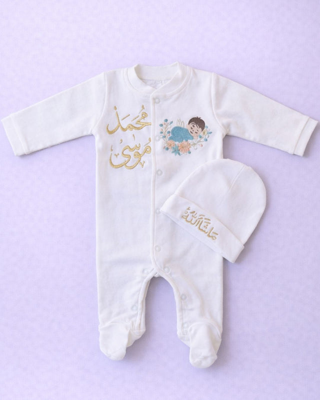 Sleeping Baby, blended fabric 2 piece newborn set with name embroidery