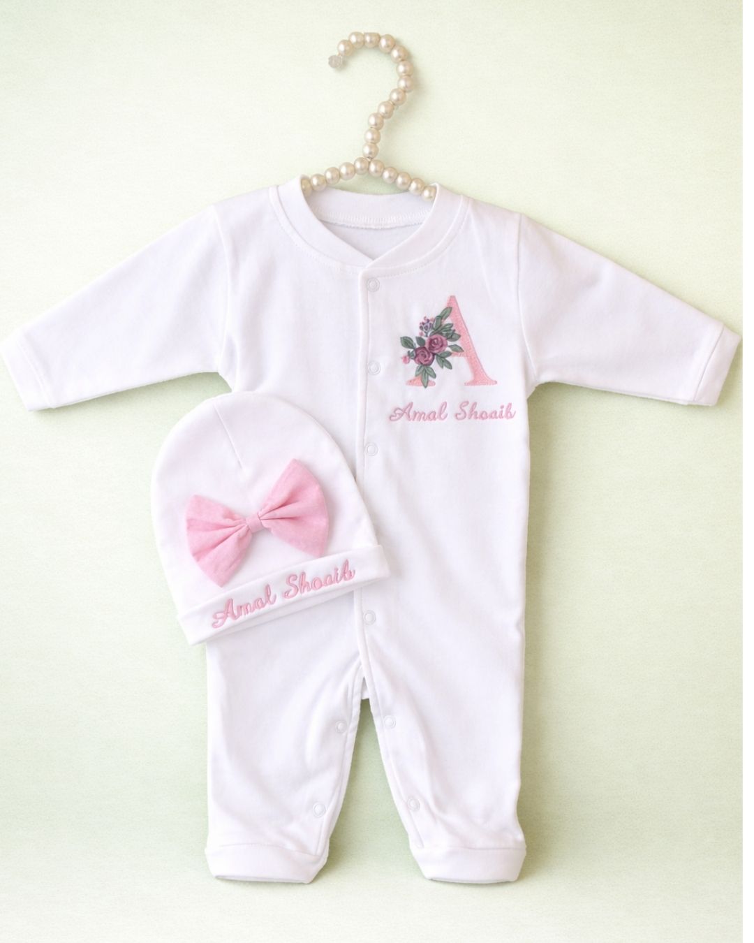 Big Bow Initial, blended fabric 2 piece newborn set with name embroidery