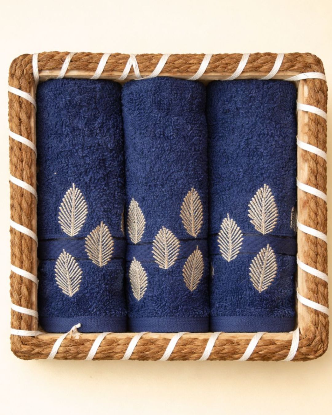 Leaf Towel Basket, towel gift basket, another view