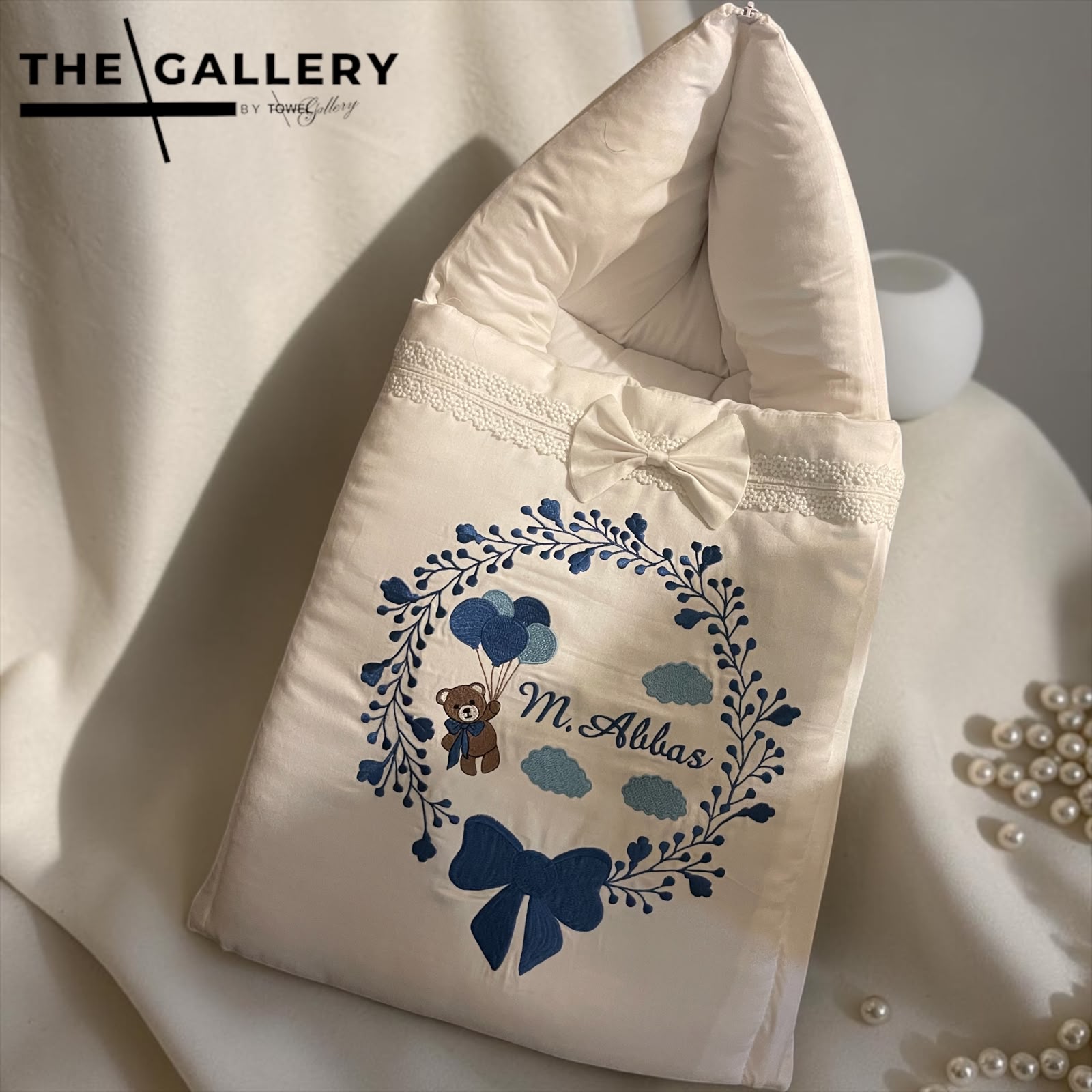 Happy Bear, white cotton satin baby carry nest with name embroidery